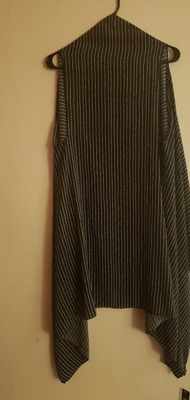 Asymmetrical Hem Topper/ Duster - Picture 2 of 4